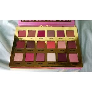 Lime Crime Makeup - Lime Crime Venus XL Palette Lime Crime Makeup - Lime Crime Venus XL Palette